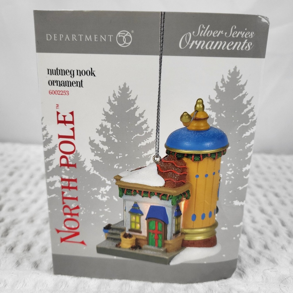 Dept 56 2018 North Pole Nutmeg Nook‎ Christmas Light Up Ornament